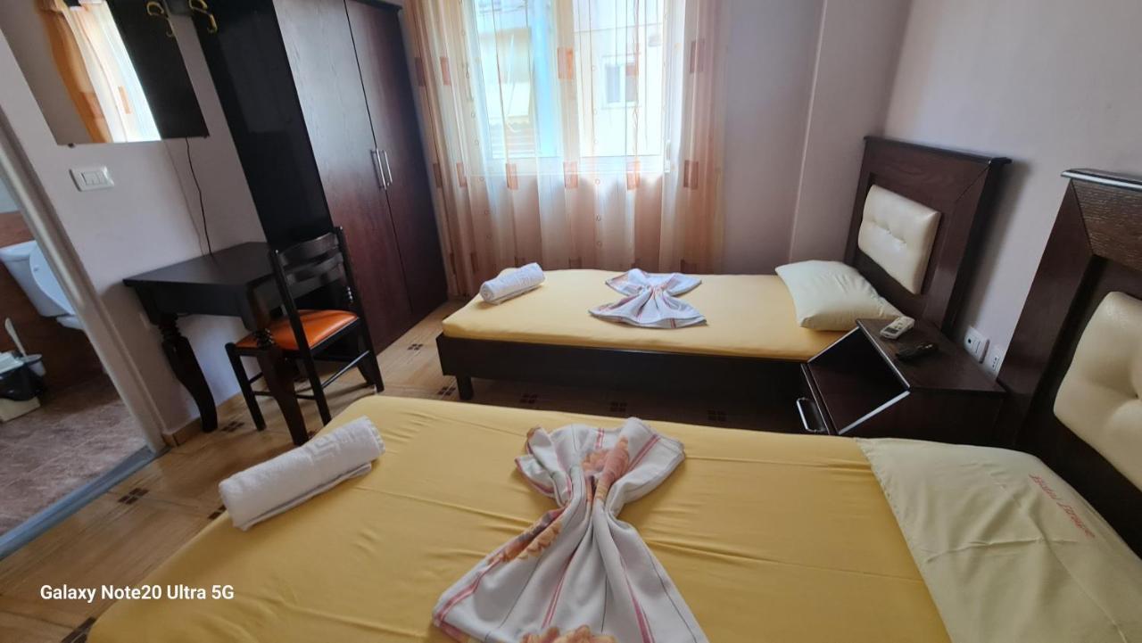 Hotel Brace ジロカストラ エクステリア 写真