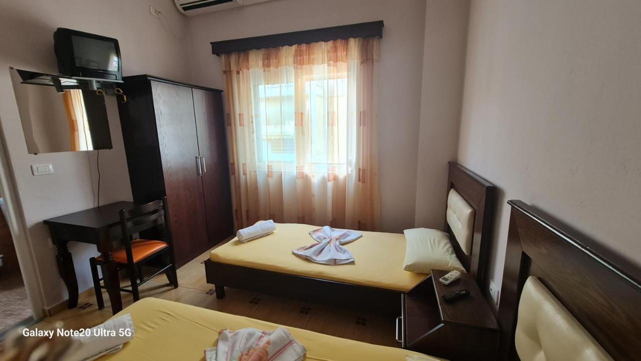 Hotel Brace ジロカストラ エクステリア 写真